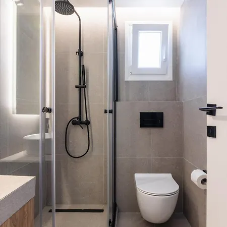 Skyview Bliss 2 In Chatzilazarou * סלוניקי